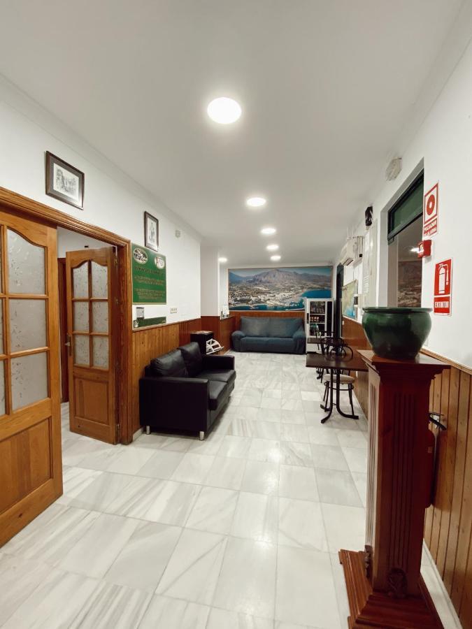 Hostal El Molino Marbella Bagian luar foto